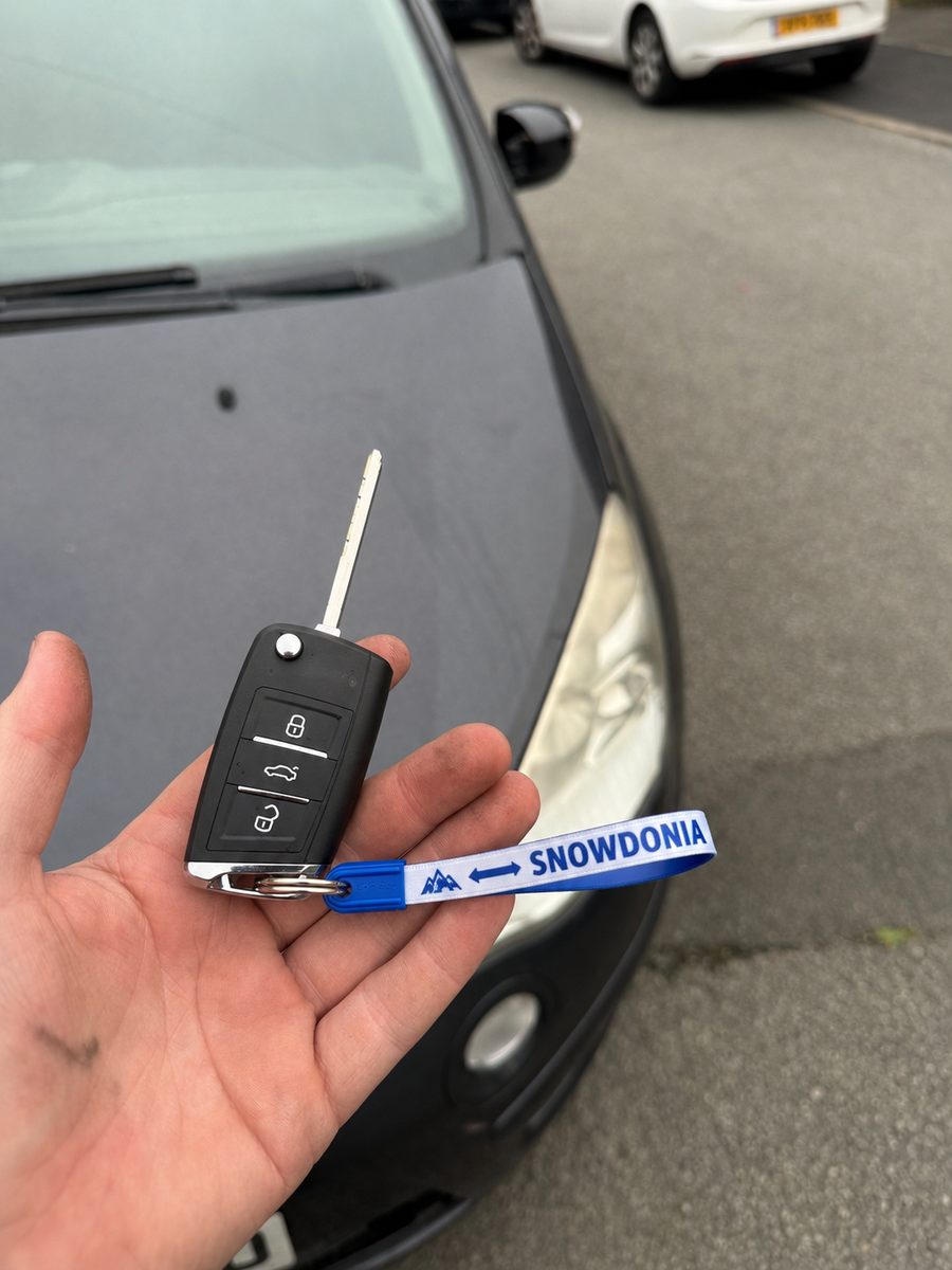 Snowdonia Auto Locksmith at work — car key programming